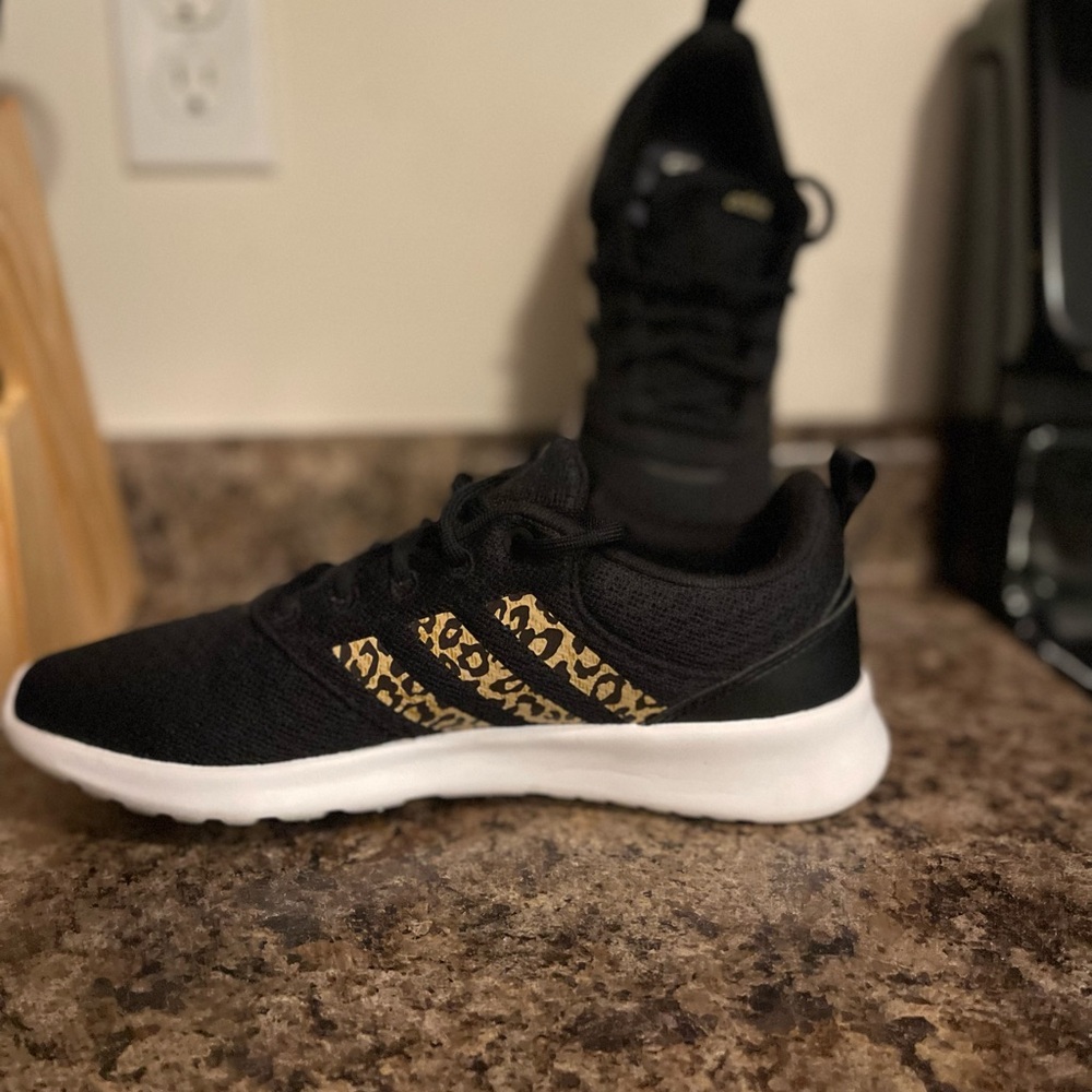 Adidas Cloudfoam